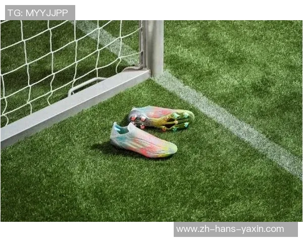 专业足球鞋专卖店为您提供多款高性能足球鞋助力您的球场表现